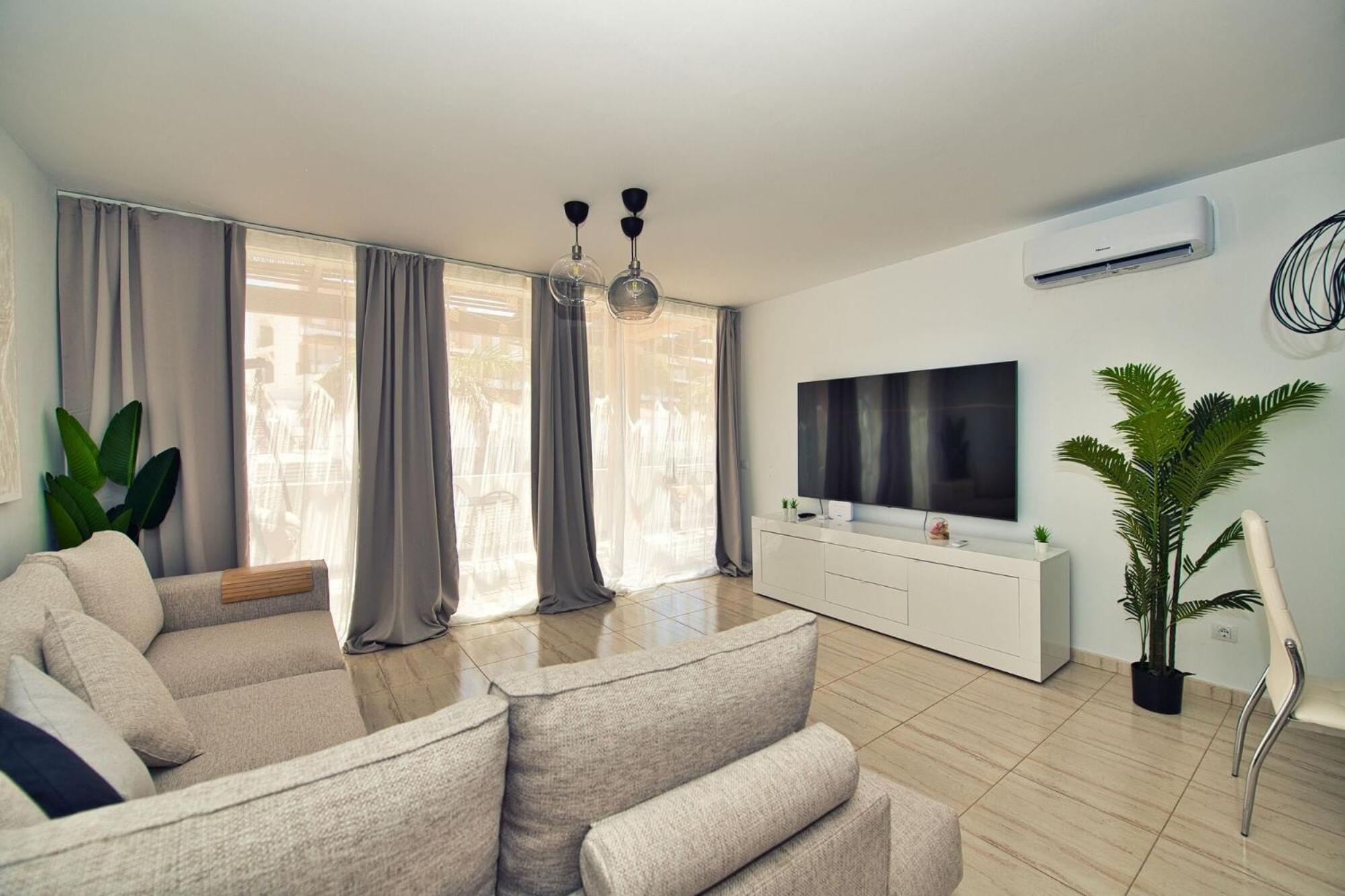 Ocean View Perfect Sunset Apartment, 4 137m2, Wifi & Bbq Apartament *