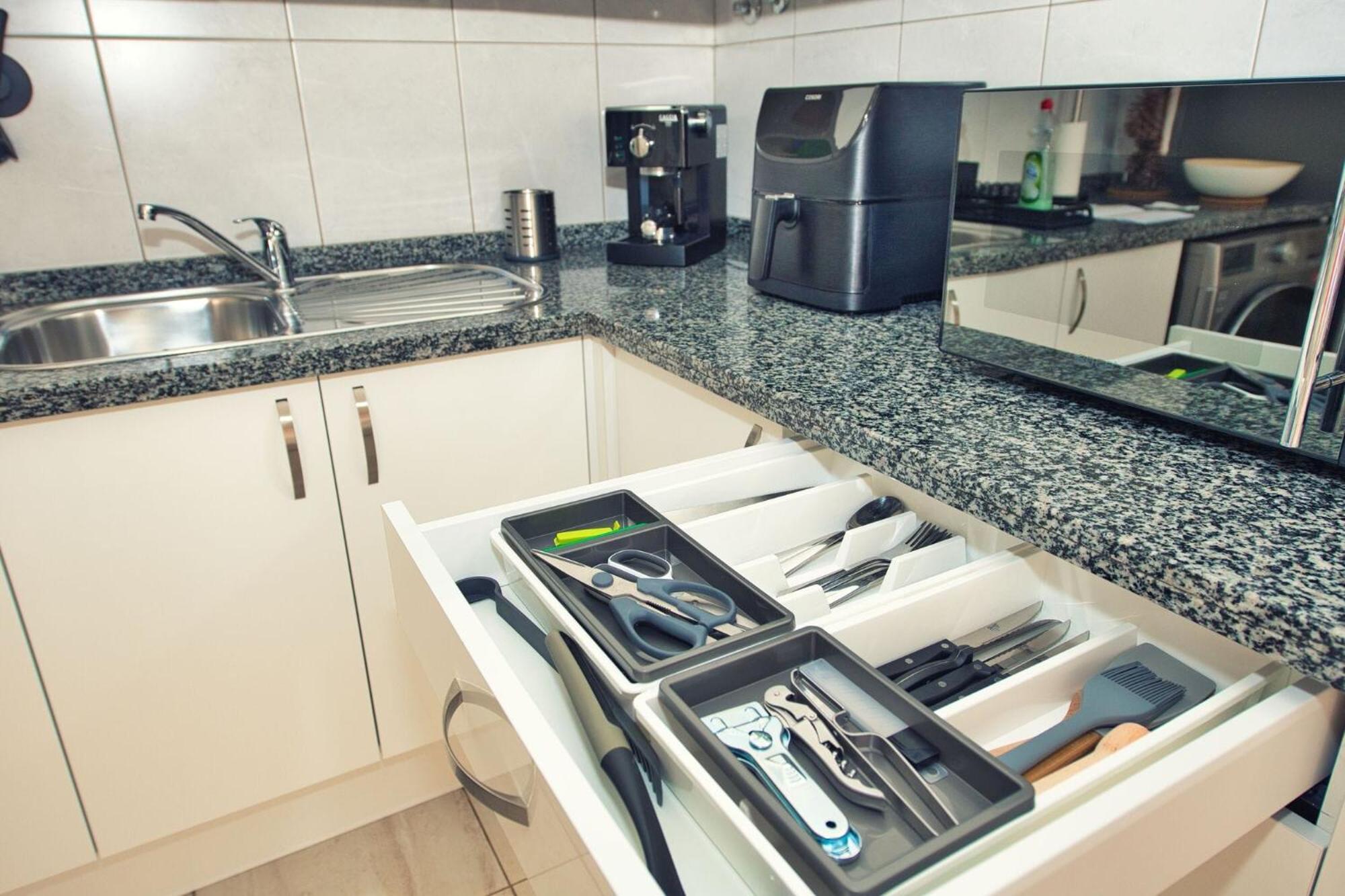 Apartament Ocean View Perfect Sunset Apartment, 4 137m2, Wifi & Bbq